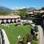Casas Ordesa Y Casa Altemir Belsierre