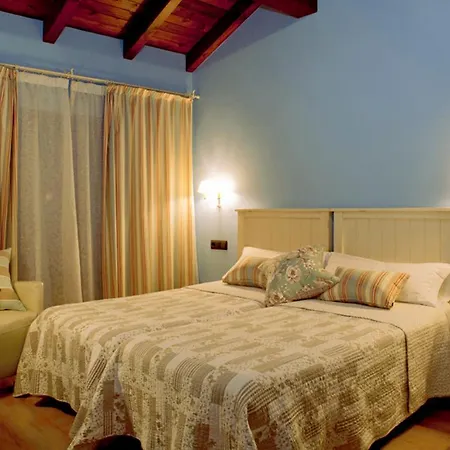 منزل ريفي Casas Ordesa *